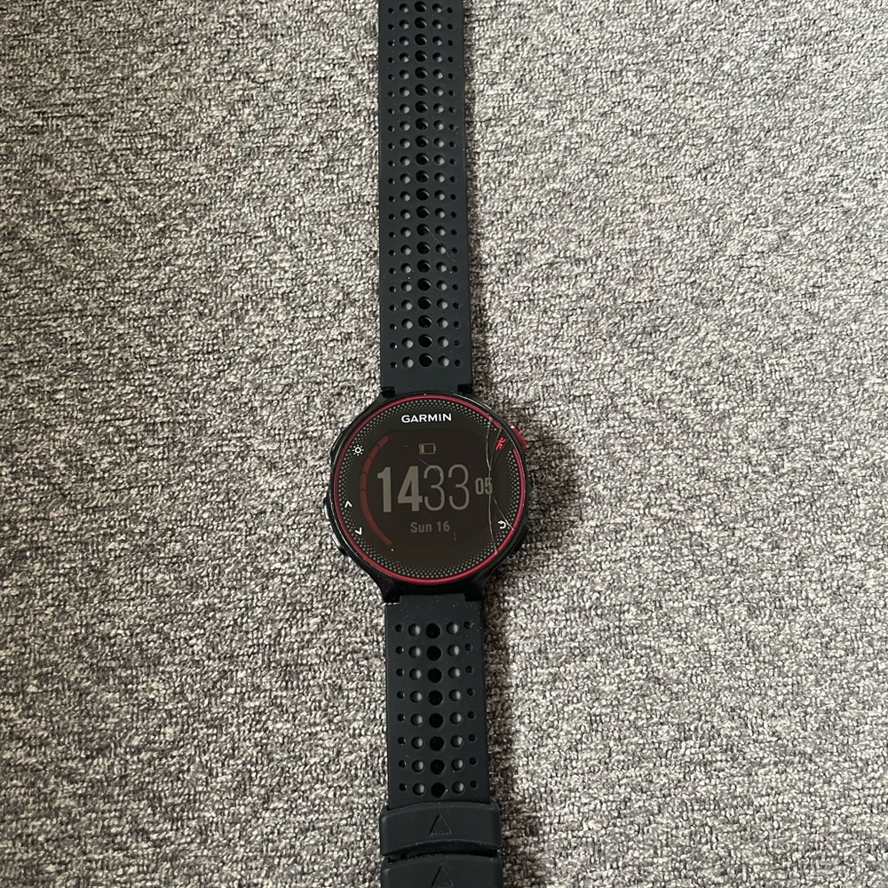 Garmin Forerunner 235